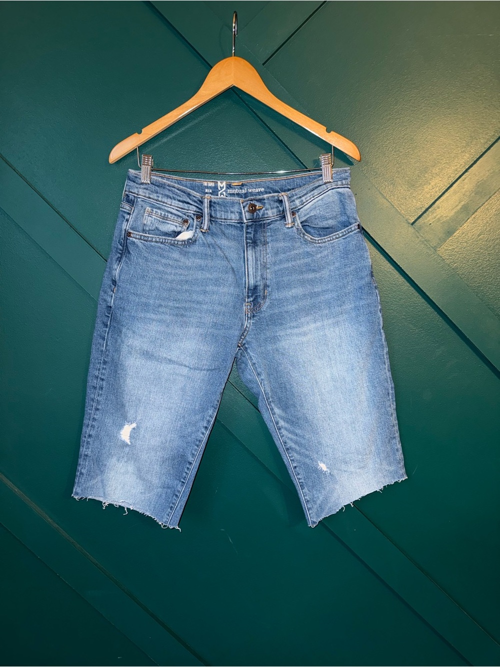 Light Blue Men’s Denim Jean Shorts Size 30